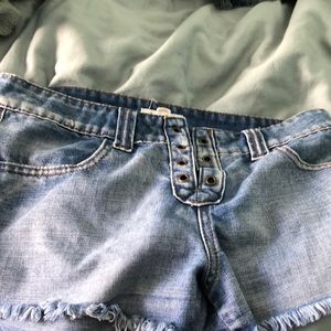 Shorts size 7